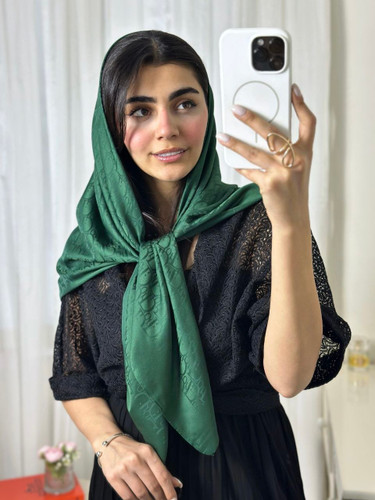 روسری نخ ابریشمی قوراه ۱۱۰ وارداتی برند Dior شناسه دار